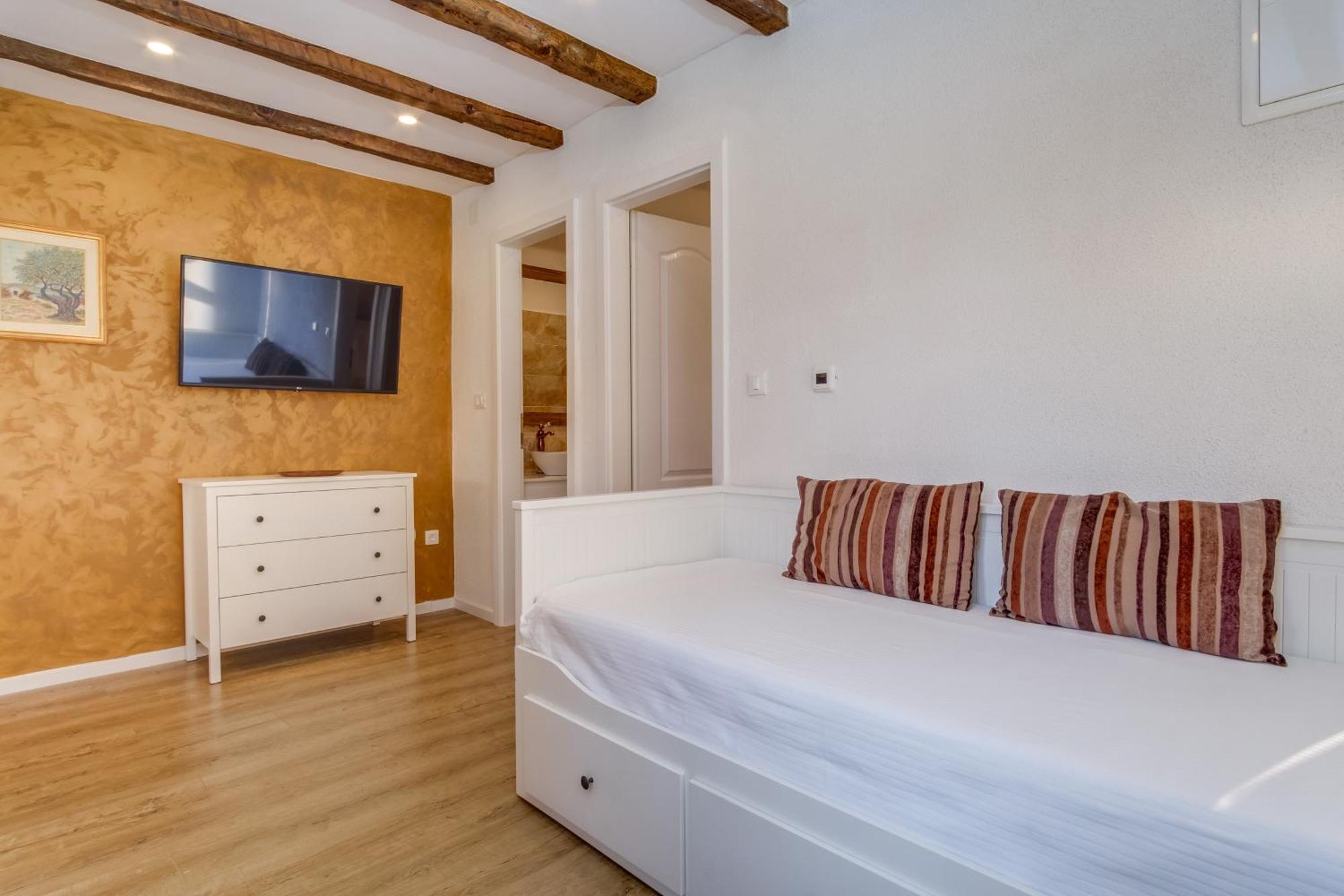 Appartamento Casa Rustica Mali Lošinj Esterno foto