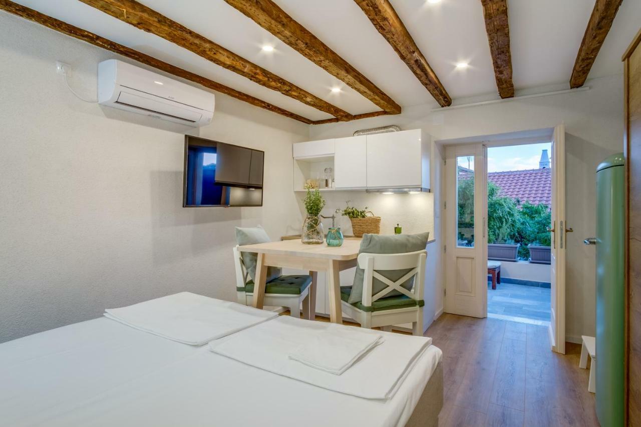 Appartamento Casa Rustica Mali Lošinj Esterno foto